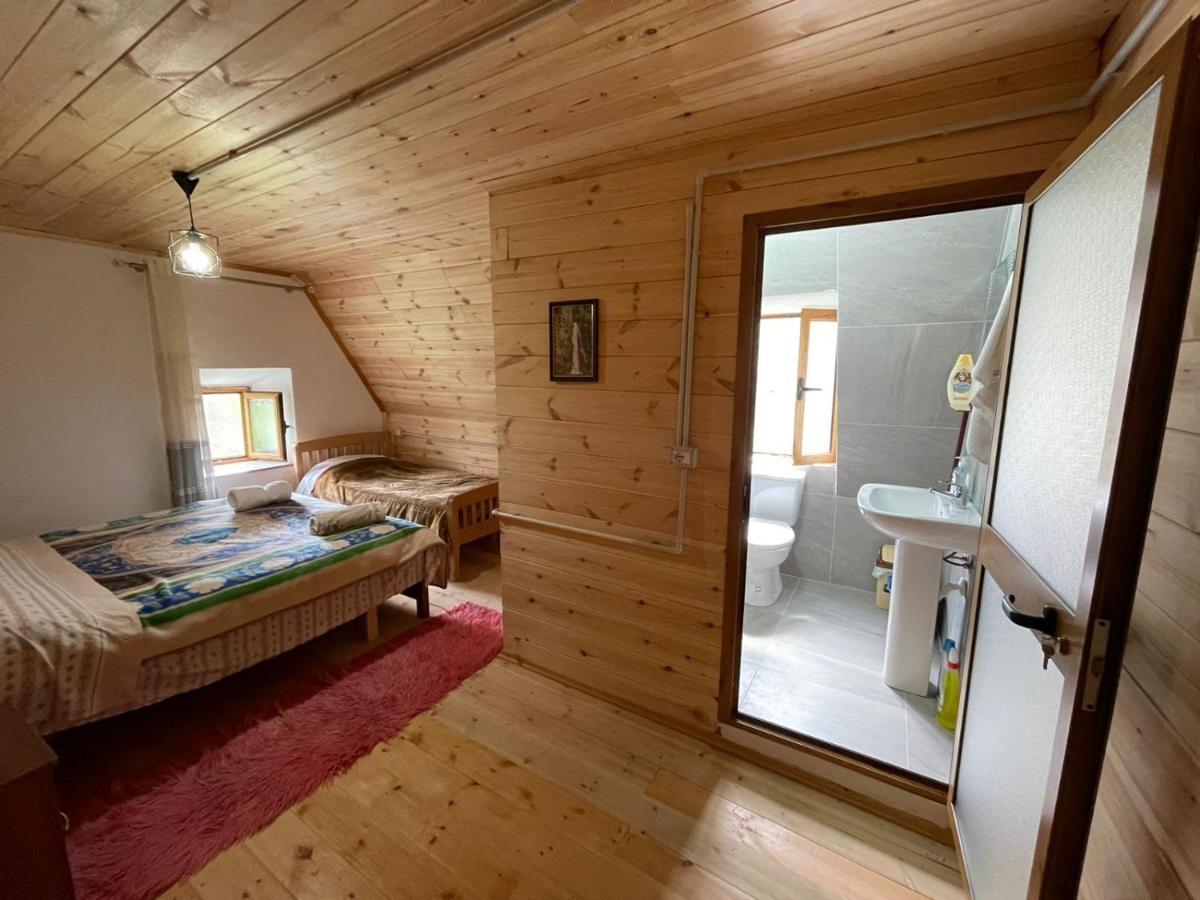 Guest House Rrashkadoli Theth Eksteriør bilde